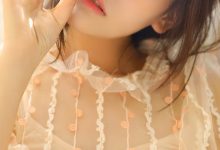 白嫩美女尤物性感长腿写真-美图岛