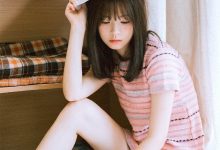 大长腿美女卧室性感诱惑写真图片-美图岛