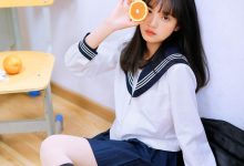 水手服美女清纯养眼教室写真图片-美图岛