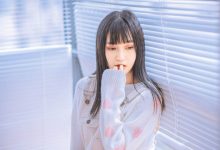 轻熟少女卧室性感撩人写真图片-美图岛