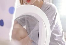 马尾辫美女清新随性居家写真图片-美图岛