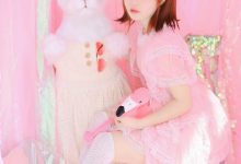 粉色蕾丝美女唯美艺术美女性感写真-美图岛