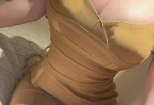 MIYA - 后妈低胸裙 [22P-123MB]-美图岛