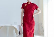 物恋传媒 NO.2236 茯苓-红色低跟鞋、厚款红色丝、皮筋绑脚老头乐挠脚剧情[161P-1V-4.06G]-美图岛