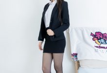 物恋传媒 No.2344 泡泡-短靴、薄黑丝、ol制服、高冷不笑御姐版 [150P1V-3.41GB]-美图岛