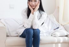 物恋传媒 No.2418 小影-帆布鞋、白棉袜、短白丝、裸足 [170P1V-5.35GB]-美图岛