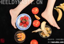[王朝贵足]0038 室内套图 安安完美晶莹裸足缤纷水果盛宴足踩系列A-美图岛